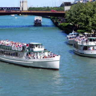 Boats on Chicago River